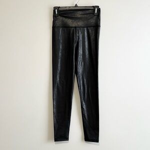 NWT Offline by Aerie The Hugger High Waisted Crackle Leggings